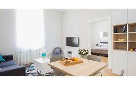 White Rose Apartment