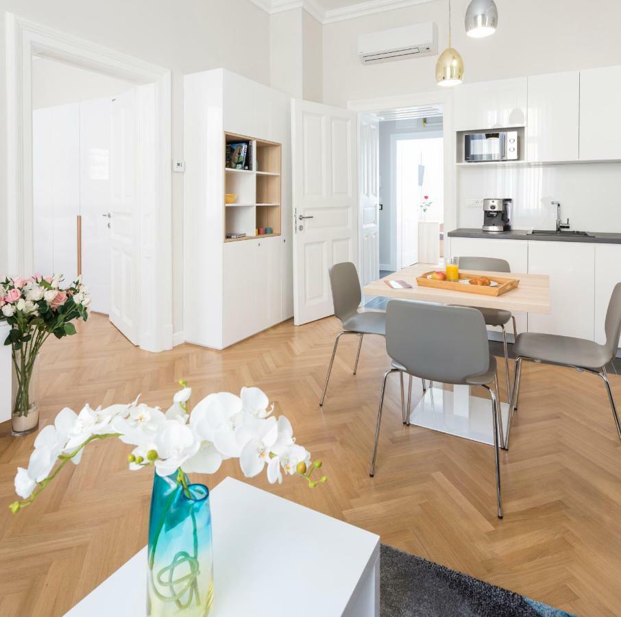 White Rose Apartment Zagreb Exterior foto